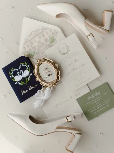Wedding inspiration featuring Atlanta History Center - Swan House and Blosm